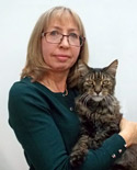 Linda Upson and her cat