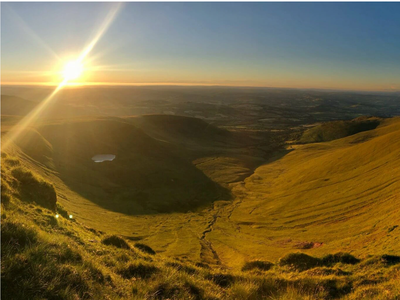 Climb for cats Pen Y Fan Sunset Walk