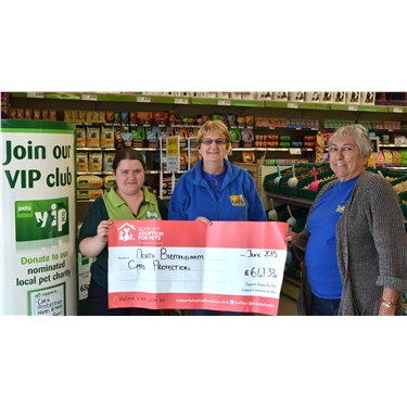 Pets at Home ‘MakesmeSmile’ campaign raises almost £650!