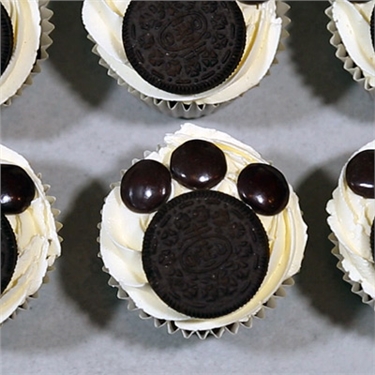 Paw deals print cakes