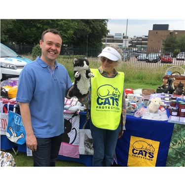 Stephen McPartland, MP for Stevenage, supports CP campaign for compulsory microchipping of cats